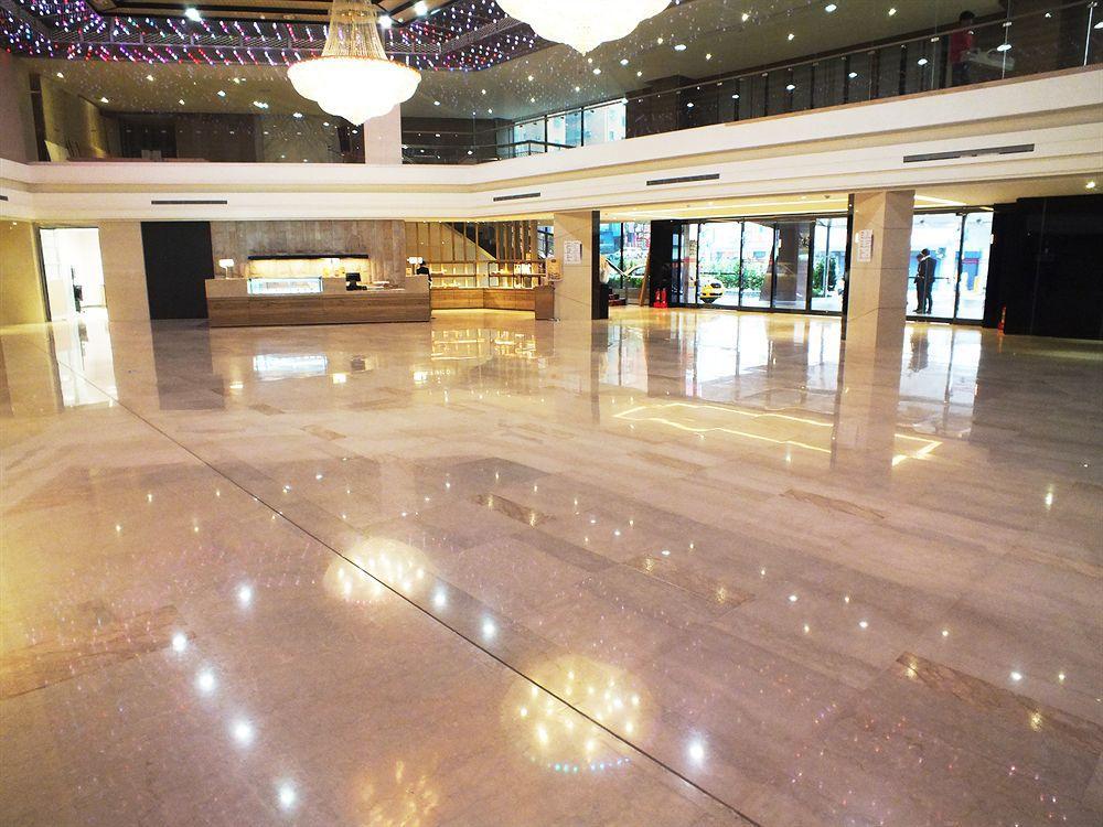 Pleasant Hotels International Taoyuan Exterior photo
