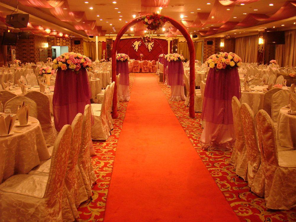 Pleasant Hotels International Taoyuan Exterior photo