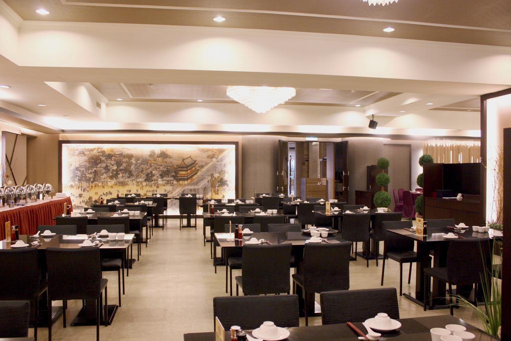 Pleasant Hotels International Taoyuan Exterior photo