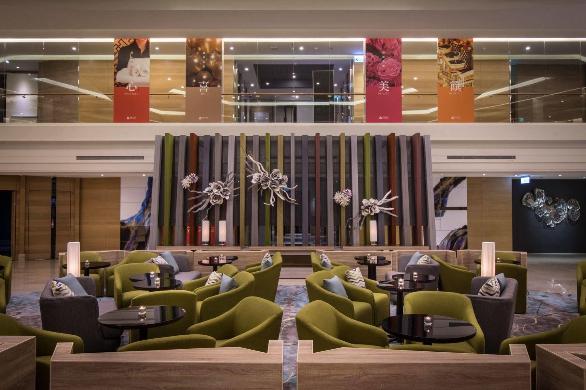 Pleasant Hotels International Taoyuan Exterior photo